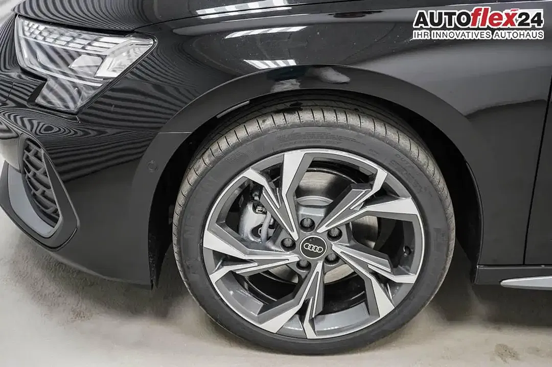 Audi A3 - Thumbnail 4