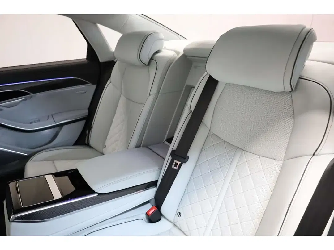 Audi S8 - Thumbnail 10