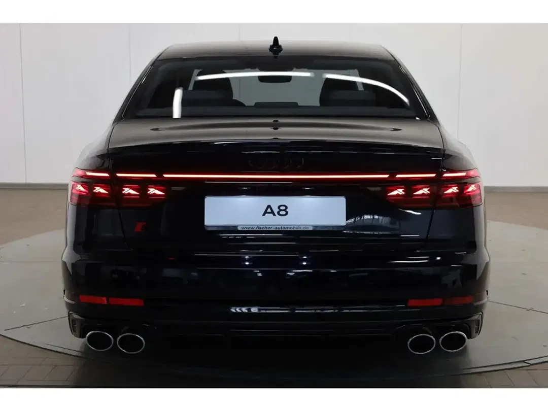 Audi S8 - Thumbnail 5