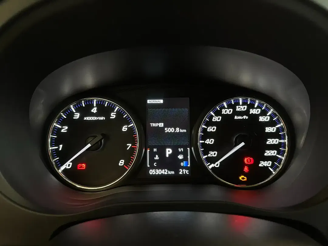 Mitsubishi Outlander - Thumbnail 13