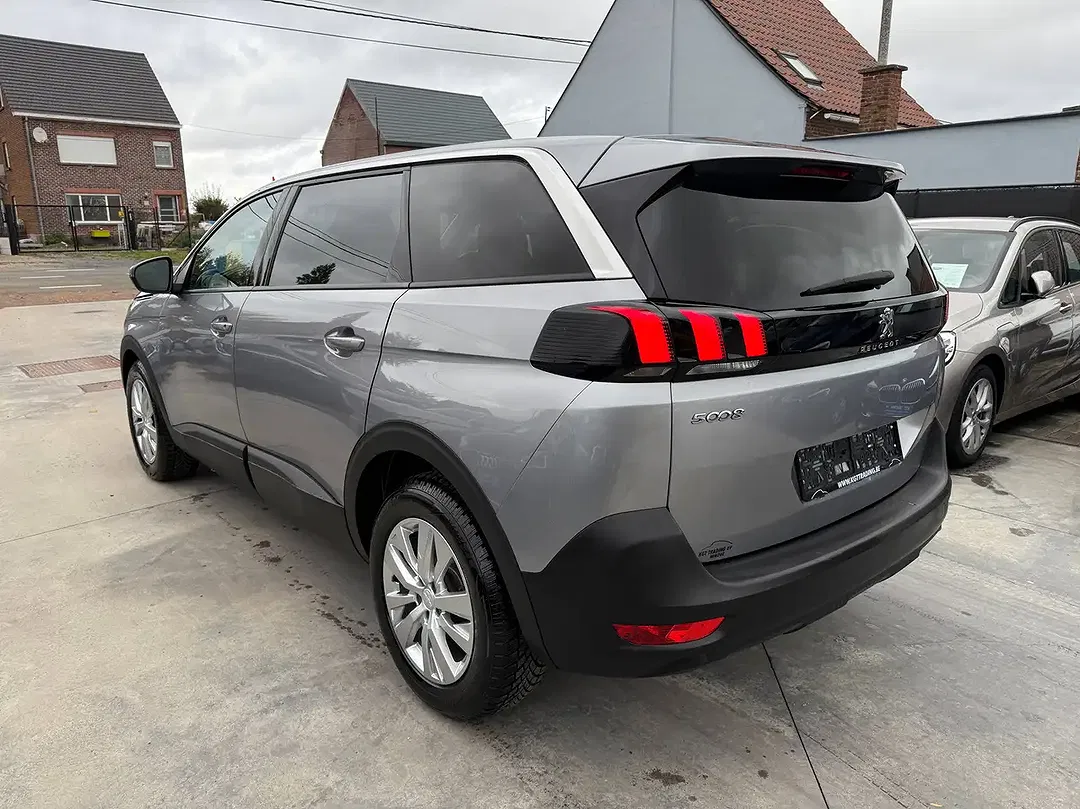Peugeot 5008 - Thumbnail 7