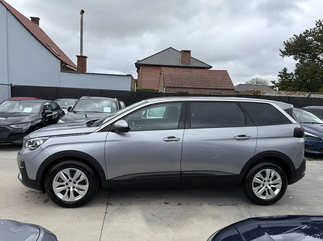 Peugeot 5008 - Thumbnail 8
