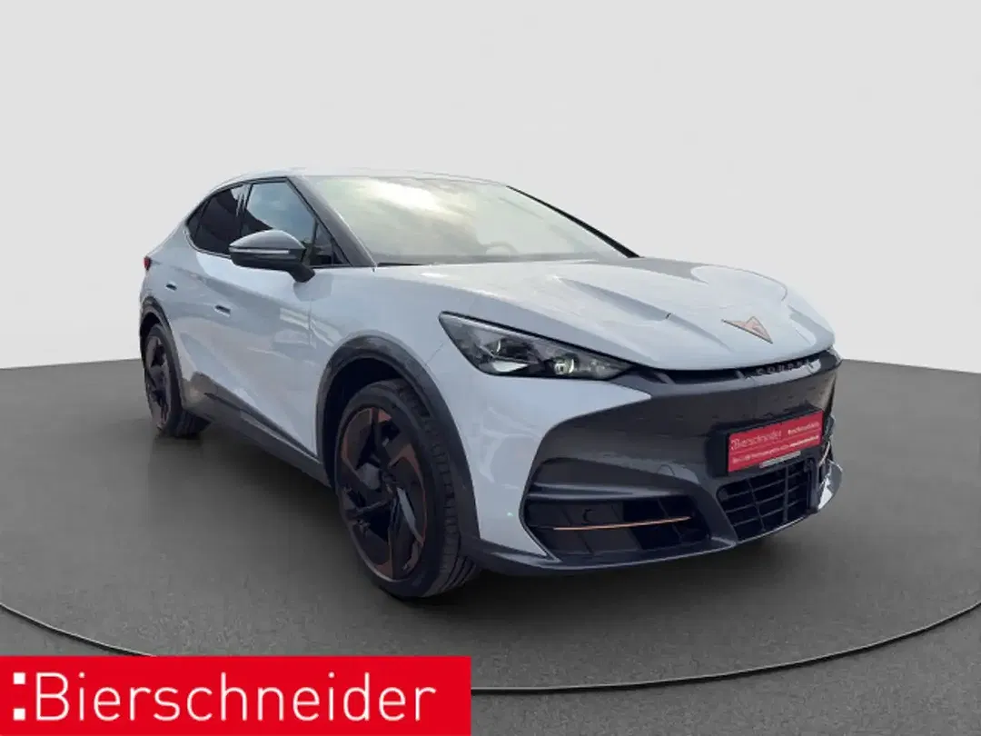 CUPRA Tavascan - Thumbnail 2