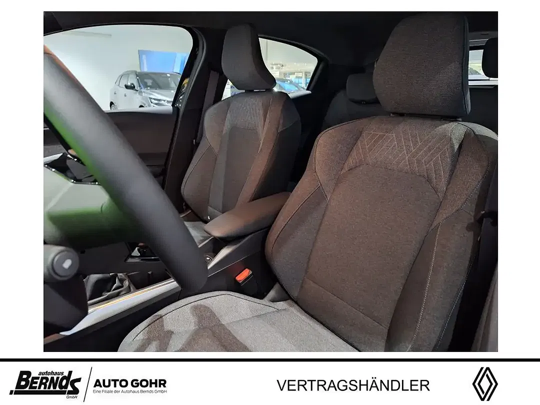 Renault Clio - Thumbnail 11
