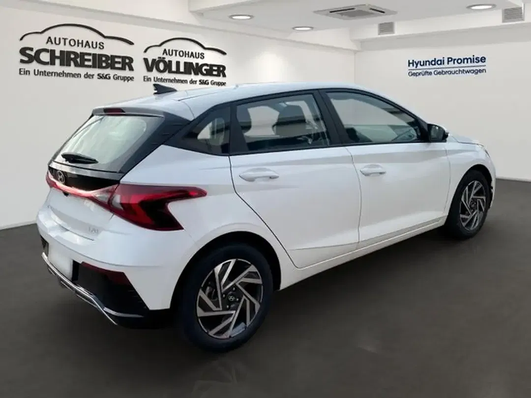 Hyundai i20 - Thumbnail 3