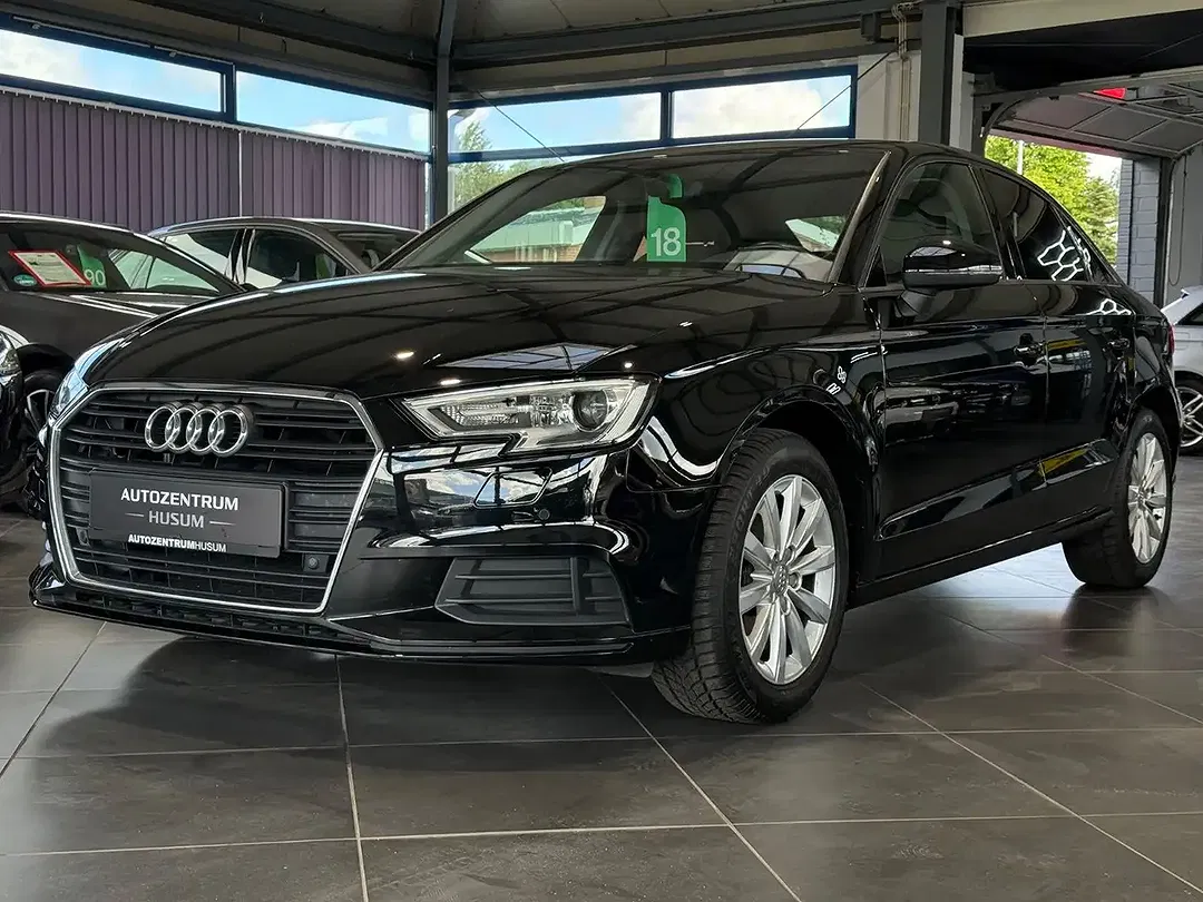 Audi A3 - Thumbnail 2