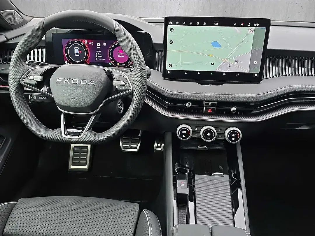 Skoda Superb - Thumbnail 4