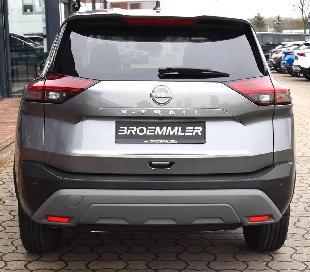 Nissan X-Trail - Thumbnail 4