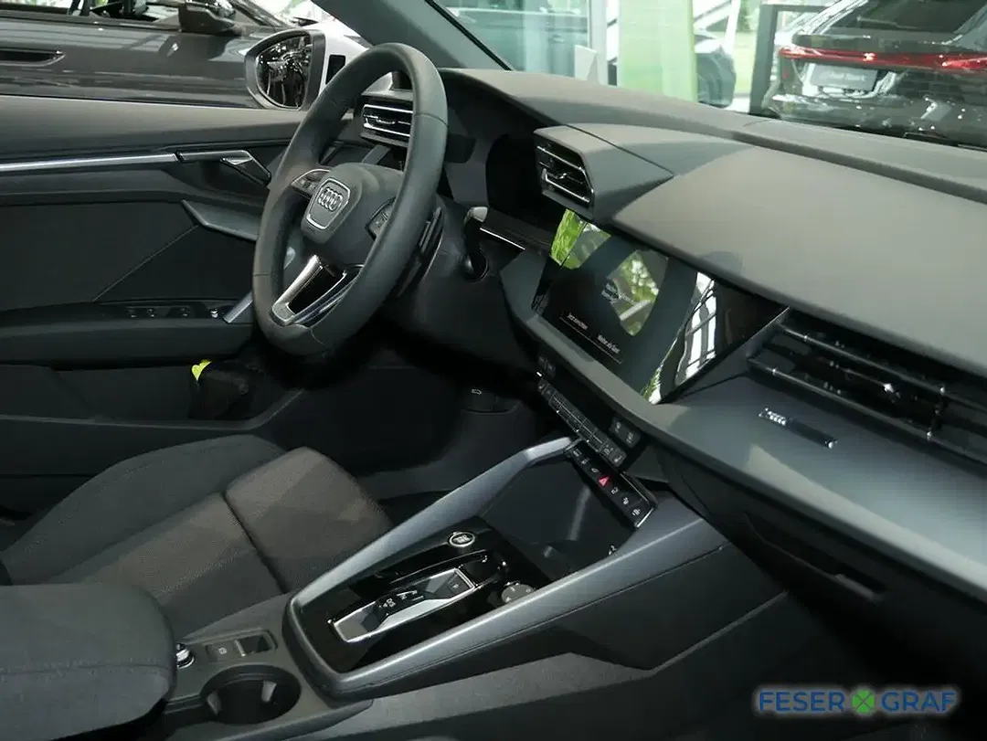 Audi A3 - Thumbnail 3