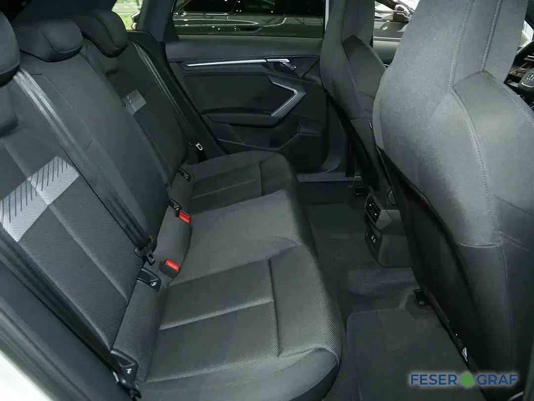 Audi A3 - Thumbnail 5