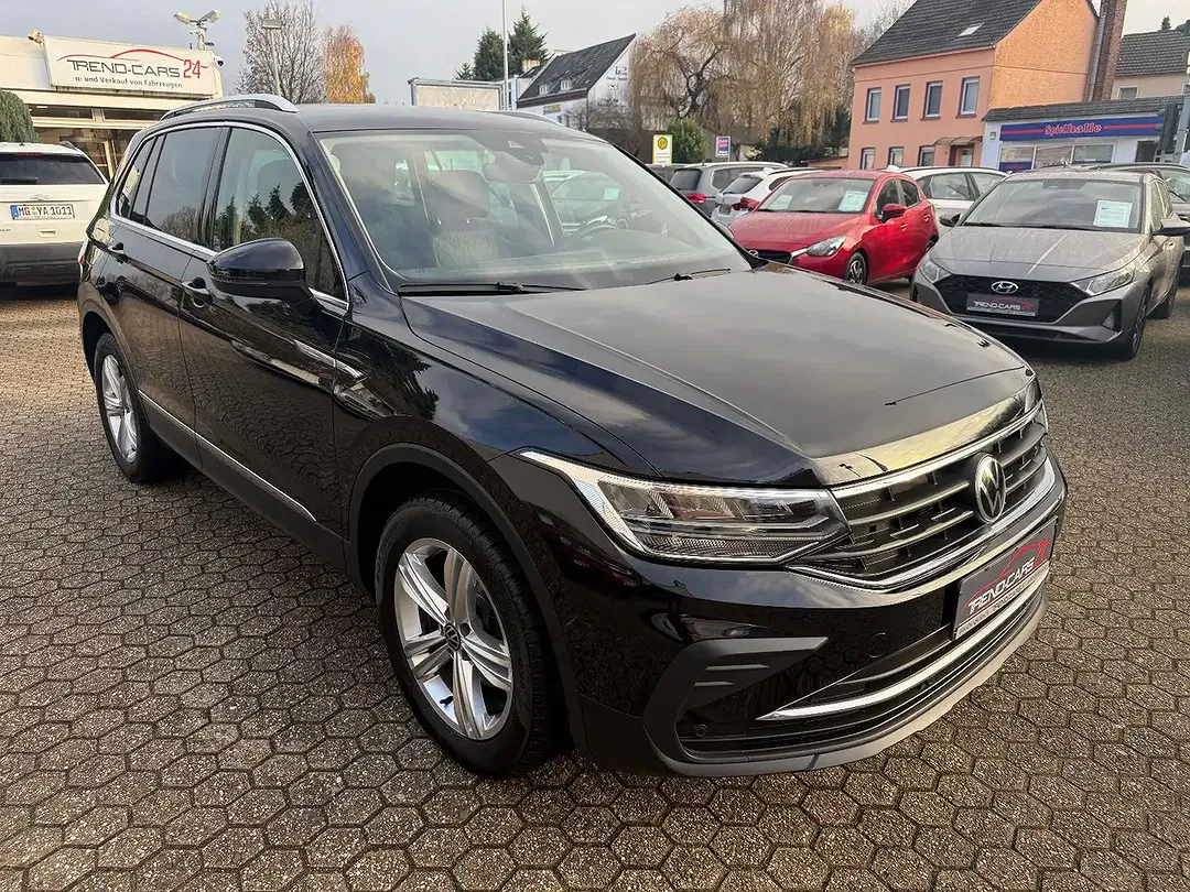 Volkswagen Tiguan - Thumbnail 2