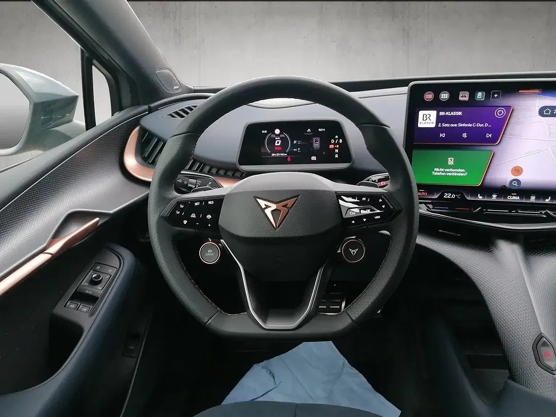 CUPRA Tavascan - Thumbnail 13