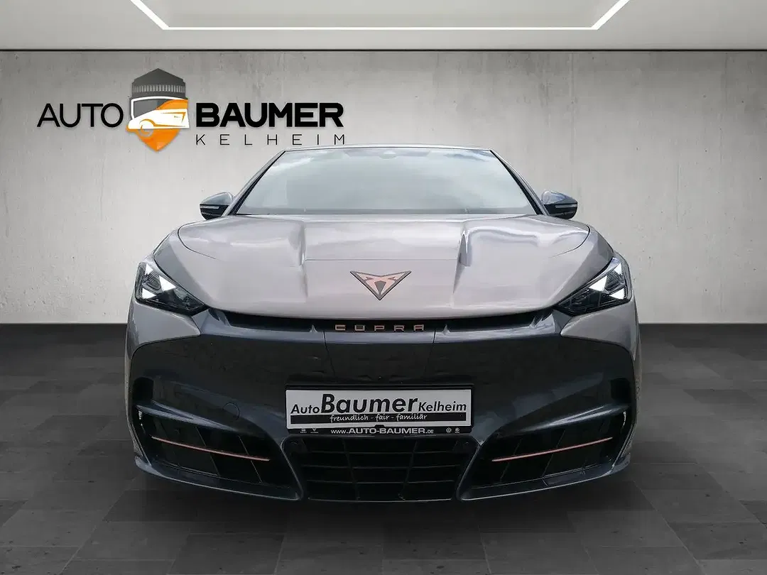 CUPRA Tavascan - Thumbnail 2