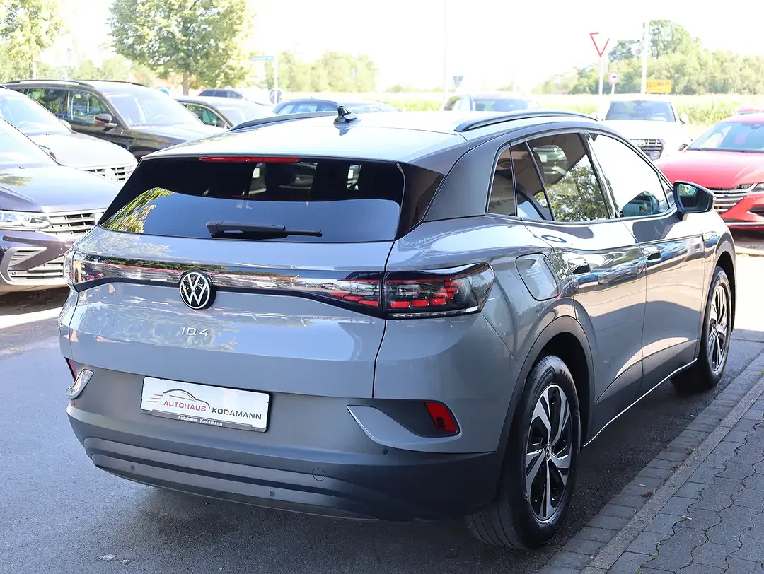 Volkswagen ID.4 - Thumbnail 9