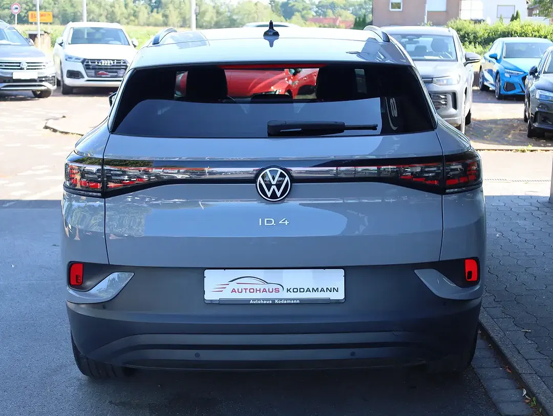 Volkswagen ID.4 - Thumbnail 8