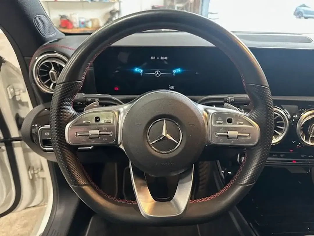 Mercedes-Benz CLA 250 - Thumbnail 13