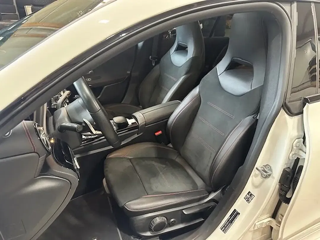 Mercedes-Benz CLA 250 - Thumbnail 5