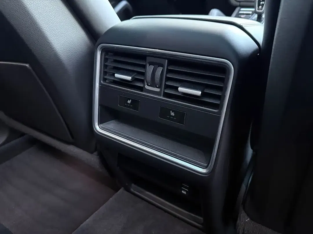 Porsche Cayenne - Thumbnail 11
