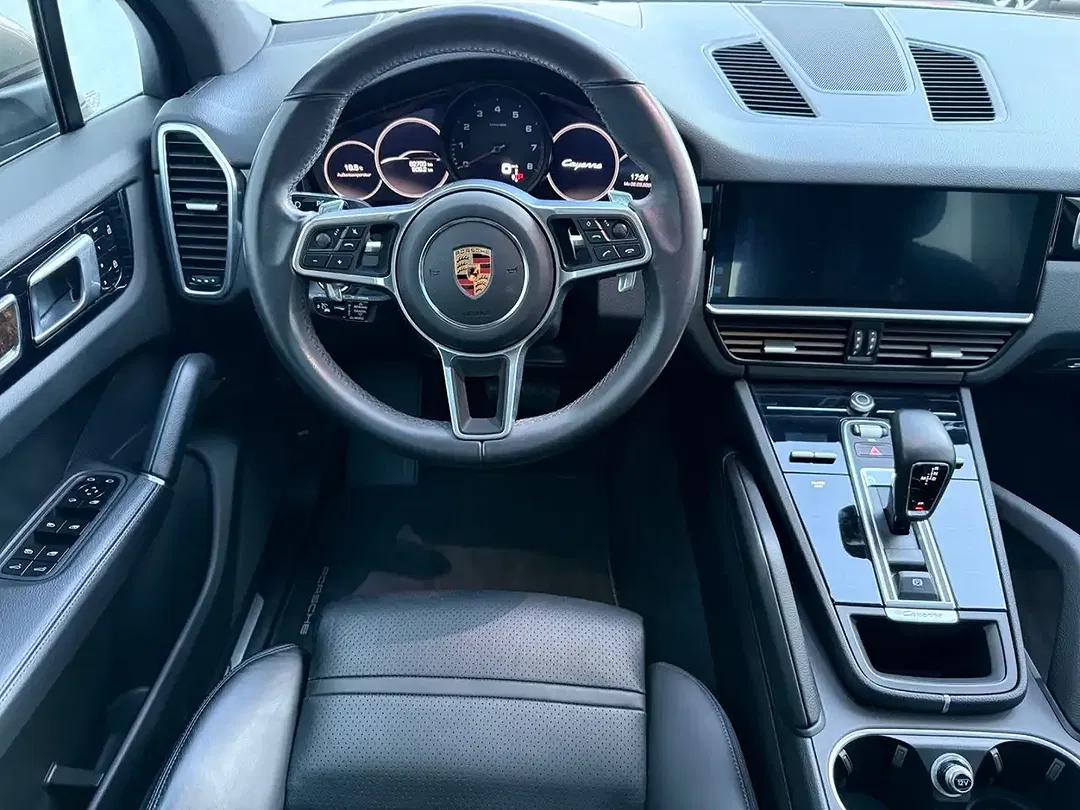 Porsche Cayenne - Thumbnail 12