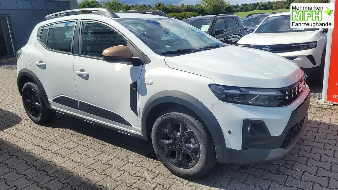 Dacia Sandero - Thumbnail 3