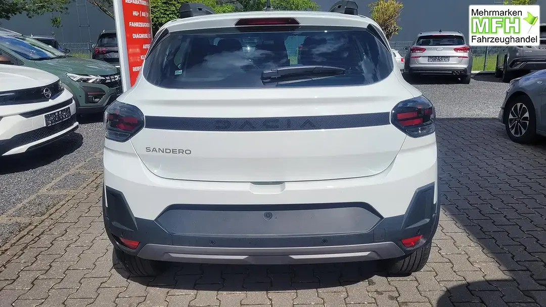 Dacia Sandero - Thumbnail 5