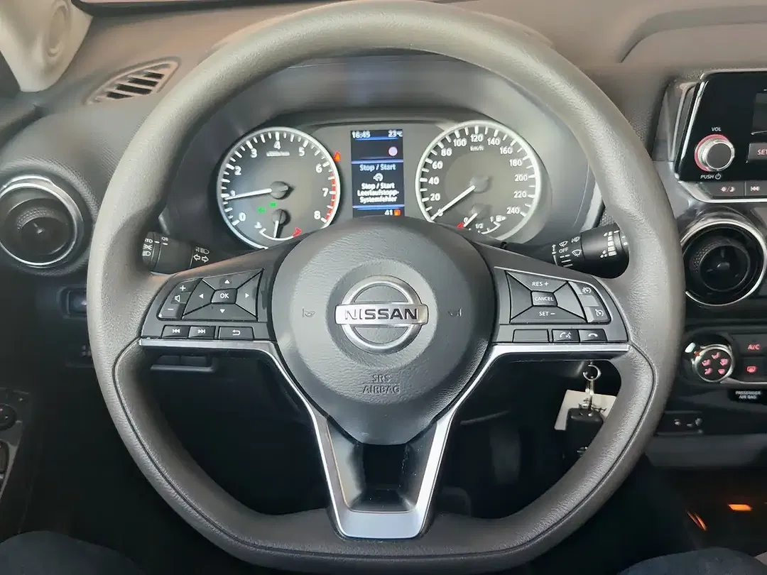 Nissan Juke - Thumbnail 10