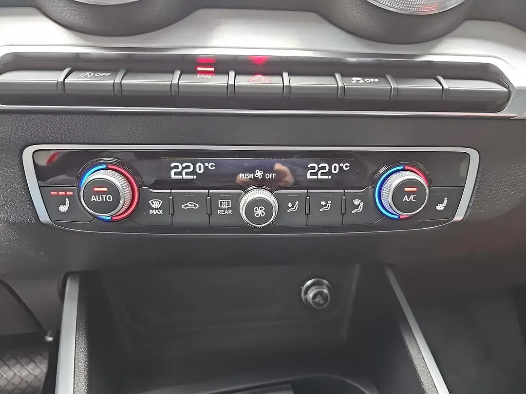 Audi Q2 - Thumbnail 11