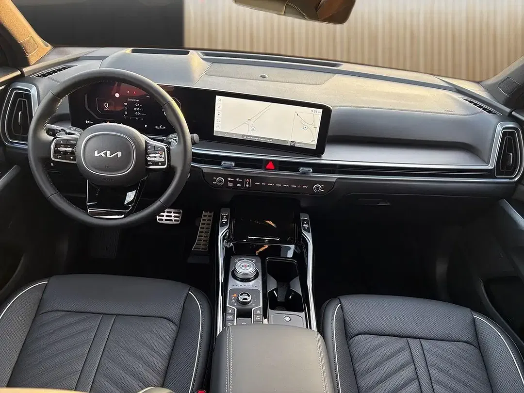 Kia Sorento - Thumbnail 11