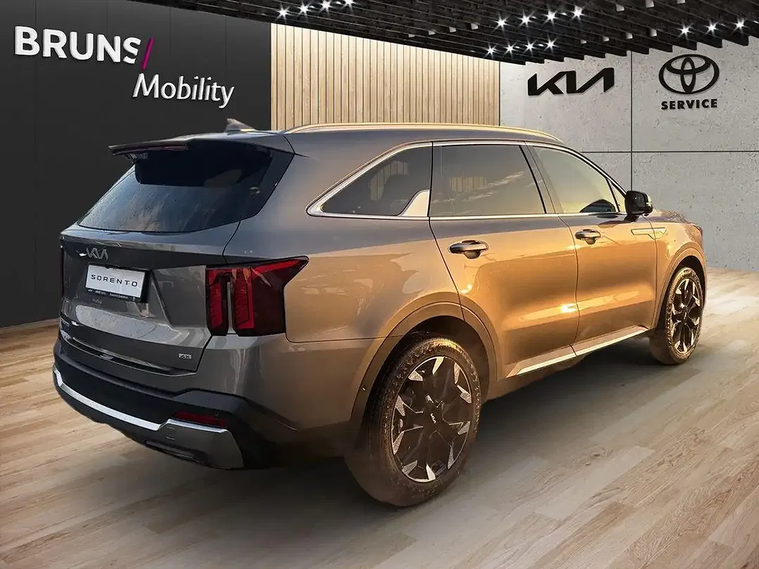 Kia Sorento - Thumbnail 4