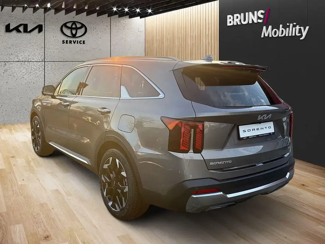 Kia Sorento - Thumbnail 5