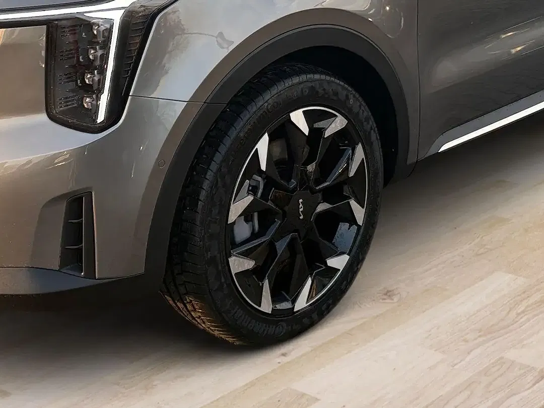 Kia Sorento - Thumbnail 7