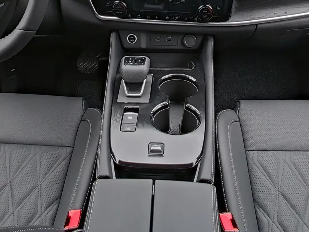 Nissan X-Trail - Thumbnail 10