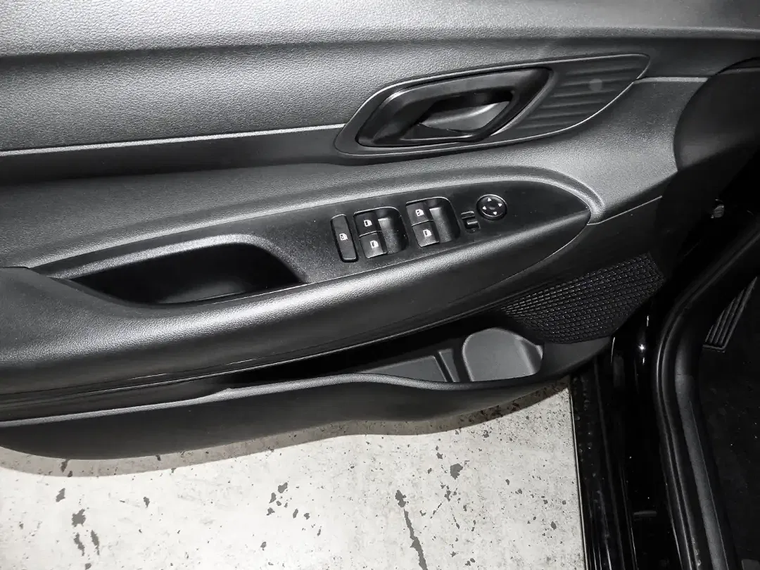 Hyundai i20 - Thumbnail 13