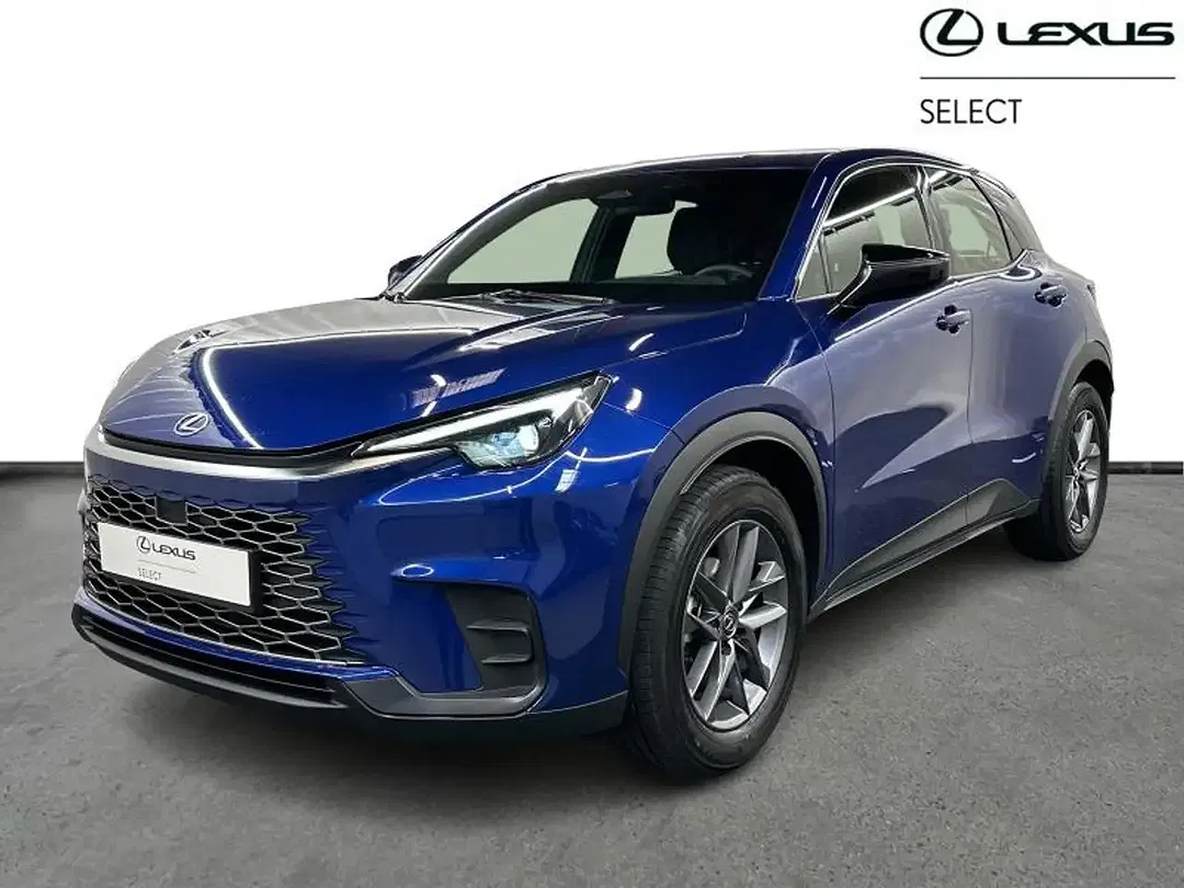 Lexus LBX