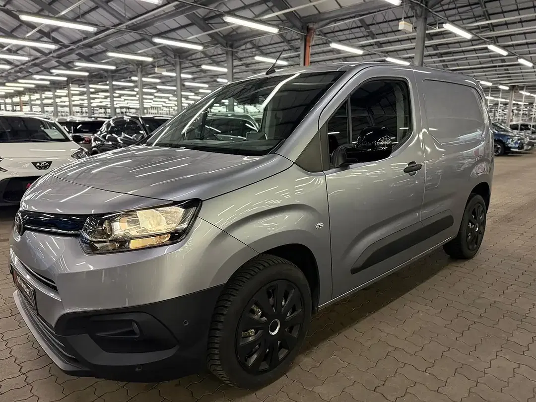 Toyota Proace City - Thumbnail 3