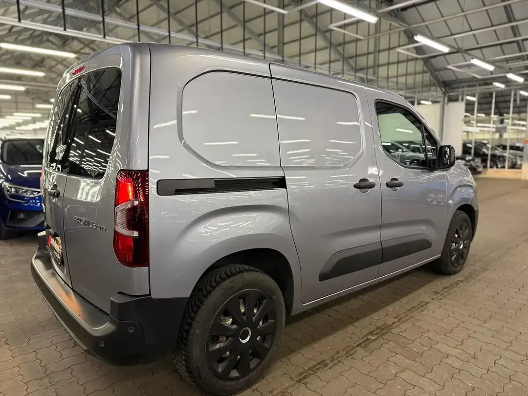 Toyota Proace City - Thumbnail 5