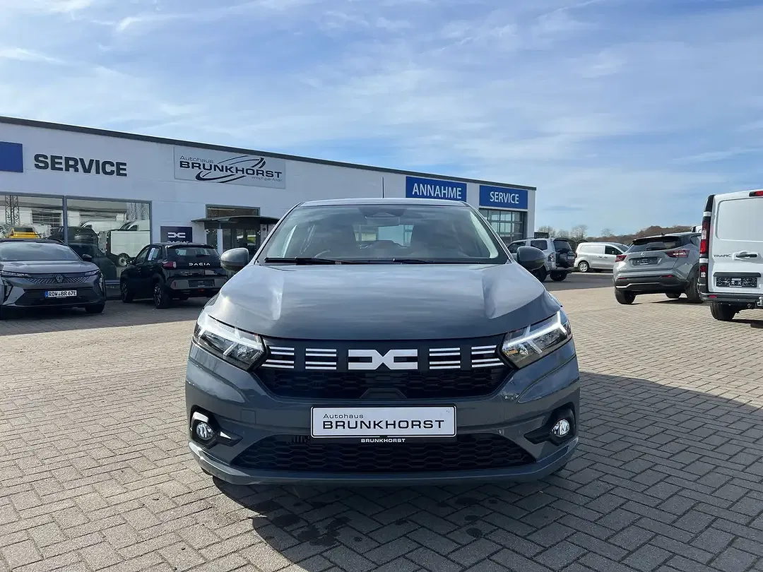 Dacia Sandero - Thumbnail 3