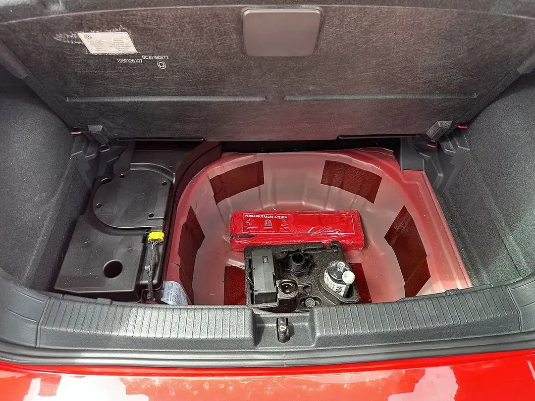 Volkswagen T-Cross - Thumbnail 14