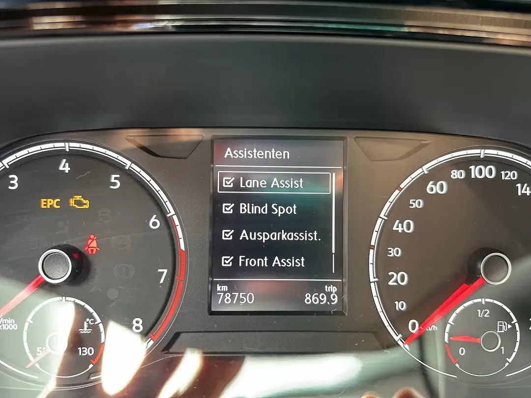 Volkswagen T-Cross - Thumbnail 16