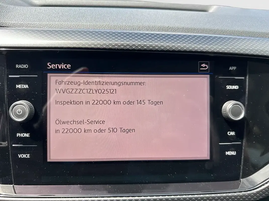 Volkswagen T-Cross - Thumbnail 17
