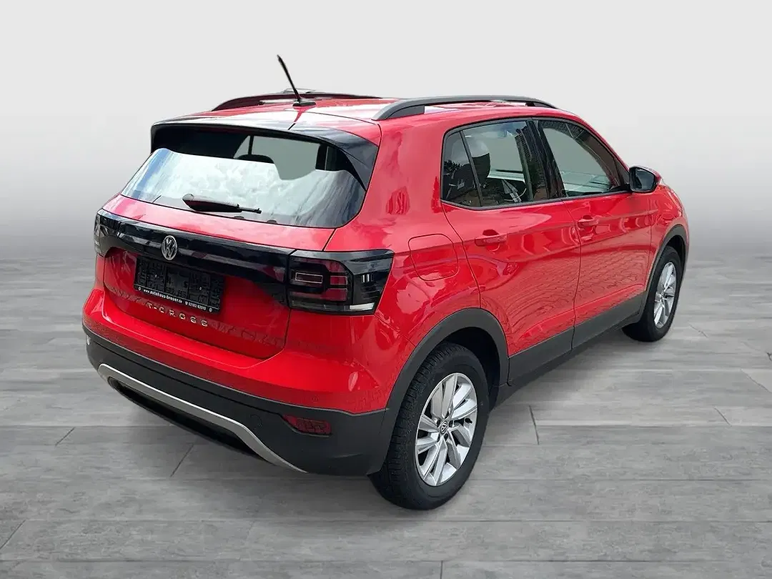 Volkswagen T-Cross - Thumbnail 5
