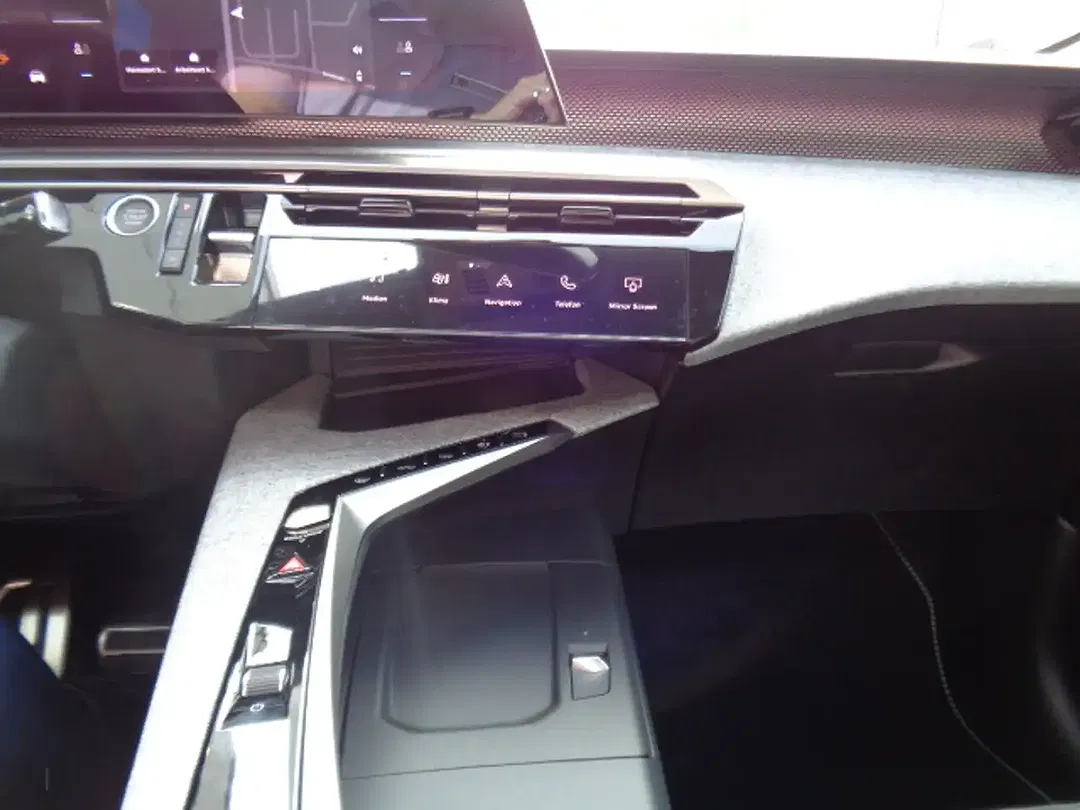 Peugeot 3008 - Thumbnail 12
