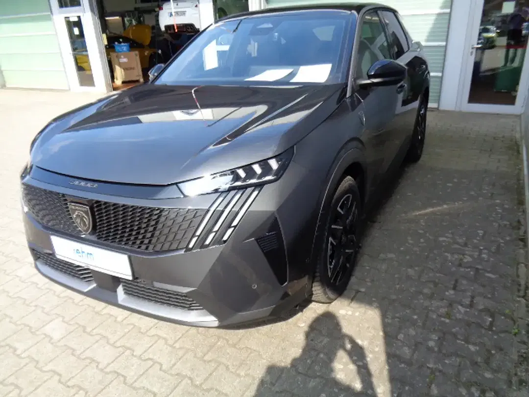 Peugeot 3008 - Thumbnail 4
