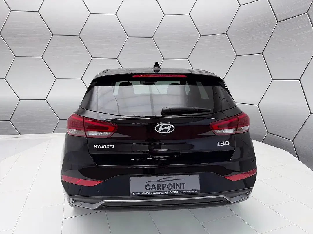 Hyundai i30 - Thumbnail 4