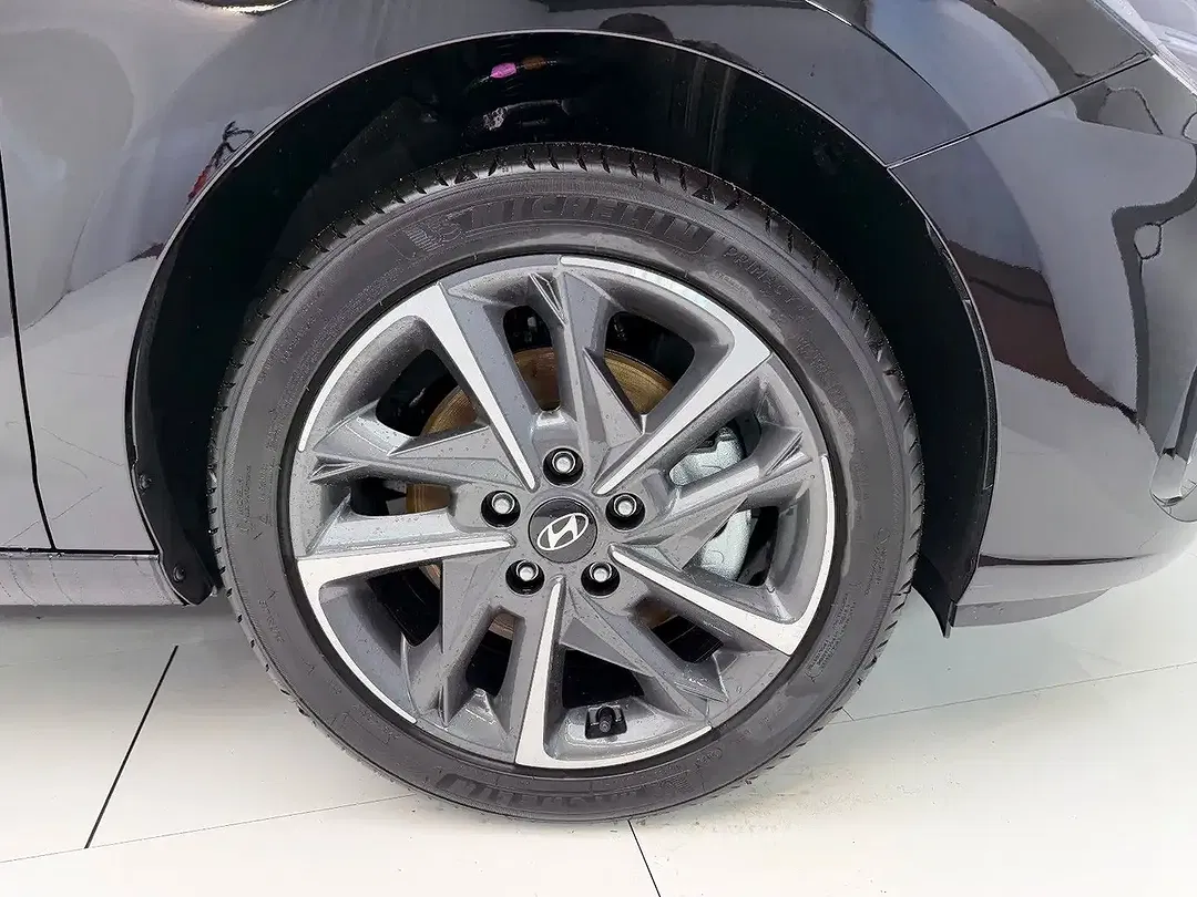 Hyundai i30 - Thumbnail 8