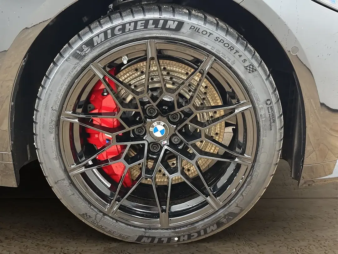 BMW M3 - Thumbnail 3