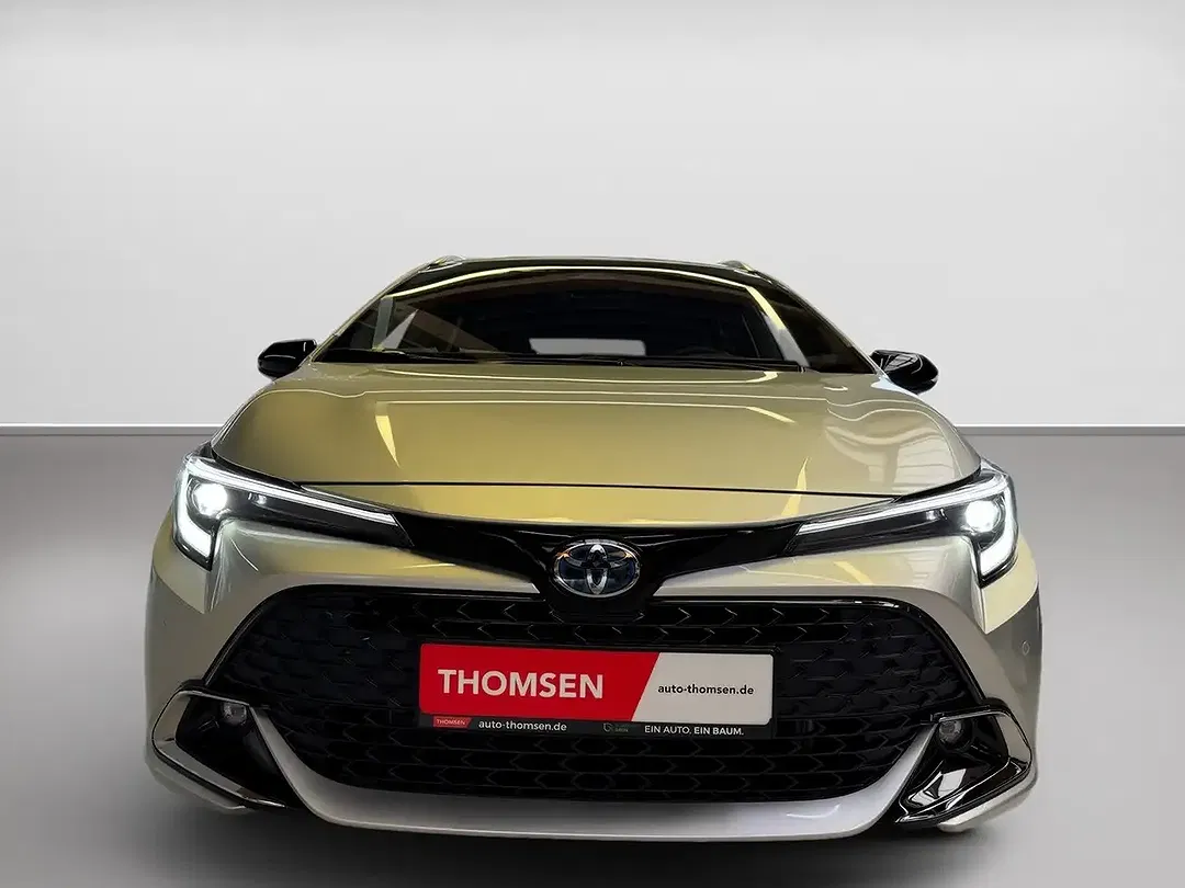 Toyota Corolla - Thumbnail 2