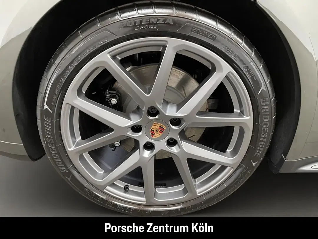 Porsche Panamera - Thumbnail 10