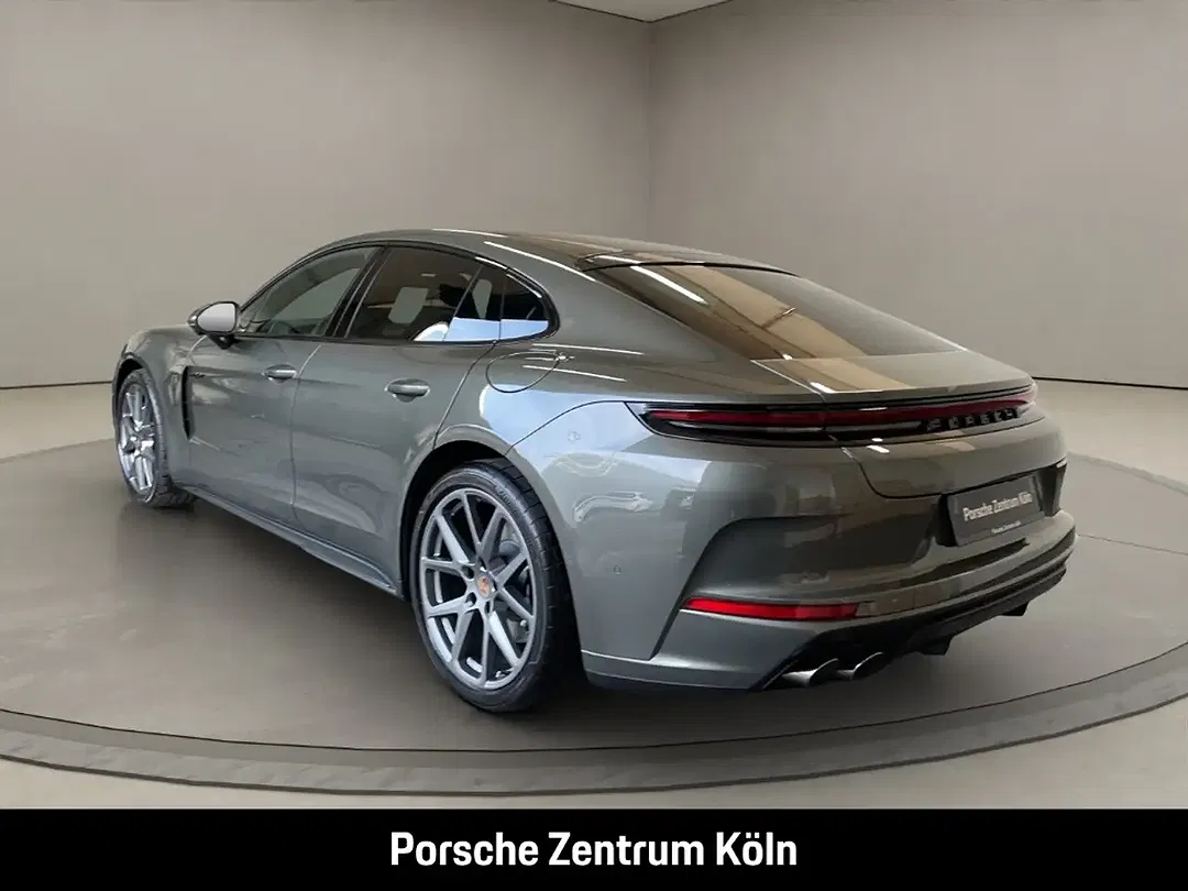Porsche Panamera - Thumbnail 3