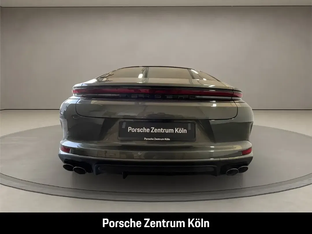 Porsche Panamera - Thumbnail 4